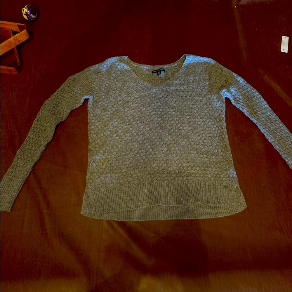 American Eagle sweater